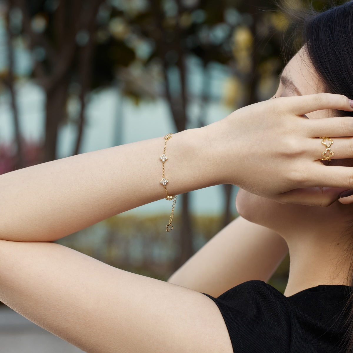 [AuraEcho]Four-Leaf Clover Hollow Butterfly Bracelet
