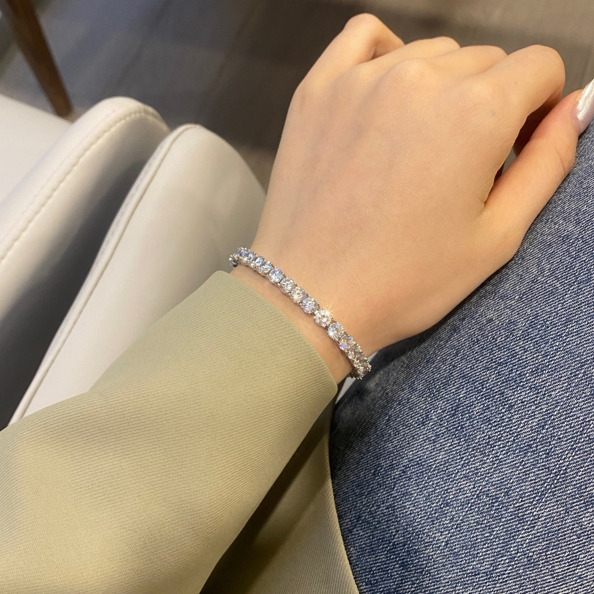 [AuraEcho]Ornate Sparkling Round Cut Wedding Bracelet