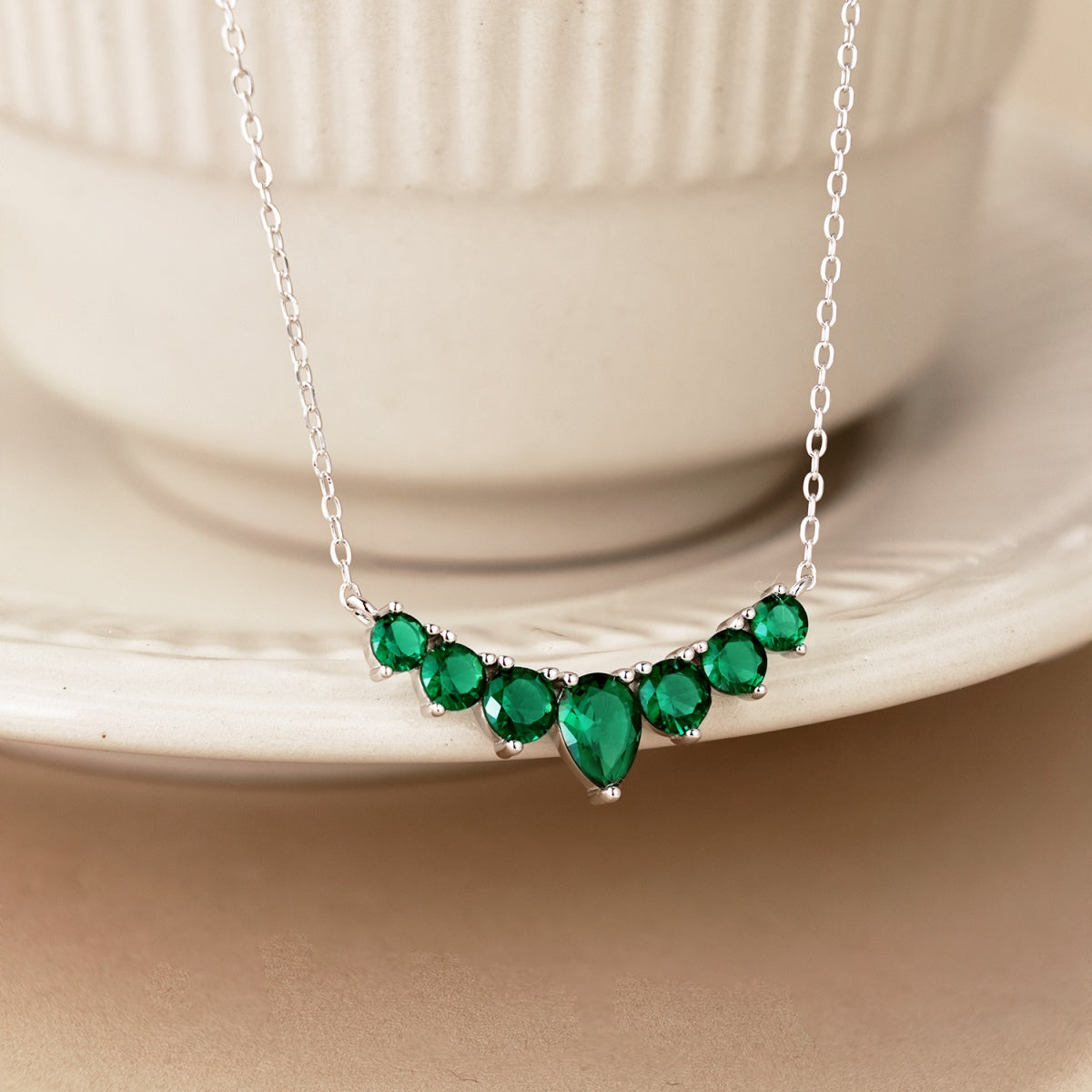 [AuraEcho]Dainty Colorful Heart Necklace