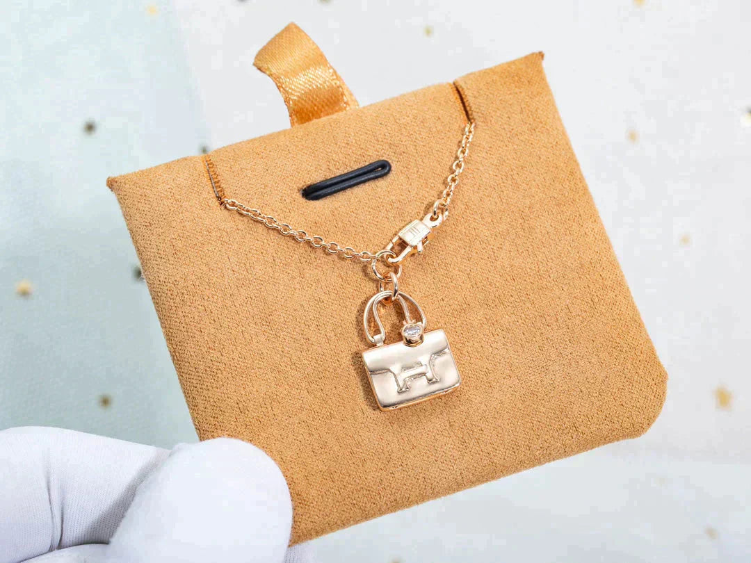 [AuraEcho]AMULETTE PEDANT ROSE GOLD NECKLACE
