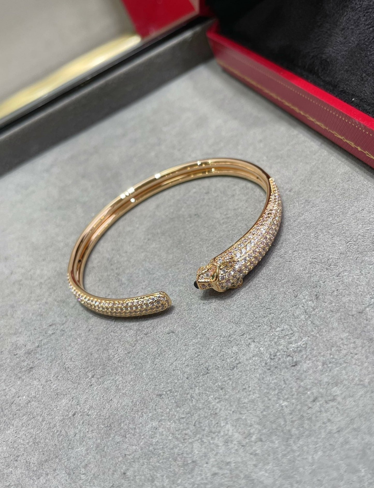 [AuraEcho]PANTHERE FULL DIAMOND OPEN BRACELET